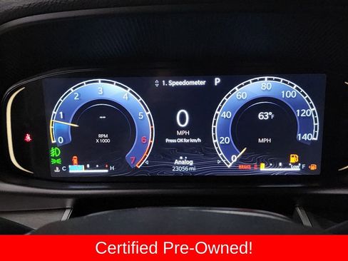 Certified 2025 Jeep Wagoneer Series II w/ 8-Passenger Seating Package AWD/4WD image 15