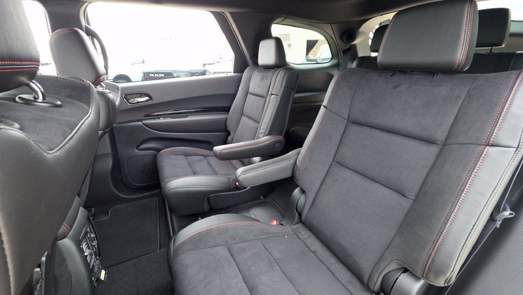 New 2027 Dodge Durango R/T w/ Blacktop Redline Package AWD/4WD image 18