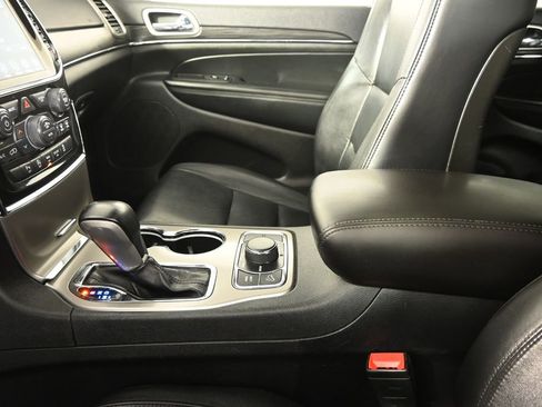 Used 2022 Jeep Grand Cherokee Limited AWD/4WD image 35