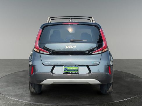 Used 2024 Kia Soul EX FWD image 8