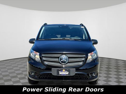 Used 2023 Mercedes-Benz Metris Passenger image 2