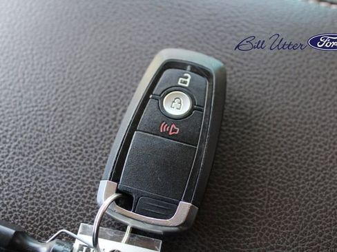 Certified 2019 Ford F150 Lariat image 25