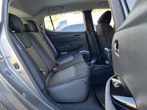 Used 2022 Nissan Leaf SV Plus w/ Protection Package FWD image 22