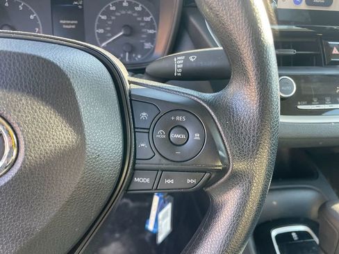 Used 2023 Toyota Corolla LE image 17