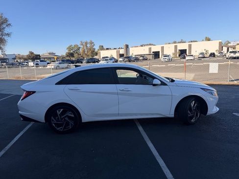 Used 2023 Hyundai Elantra Blue w/ Cargo Package FWD image 5