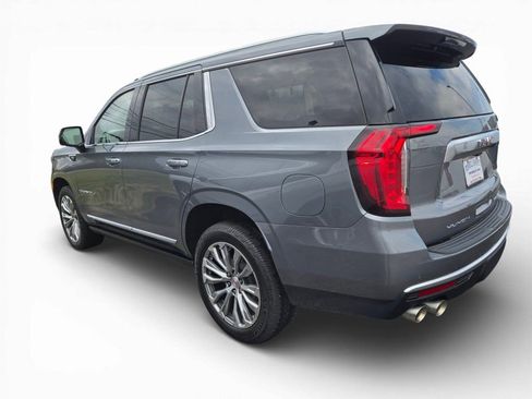Used 2021 GMC Yukon Denali w/ Denali Premium Package image 3