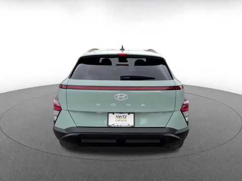 Used 2025 Hyundai Kona SEL image 12