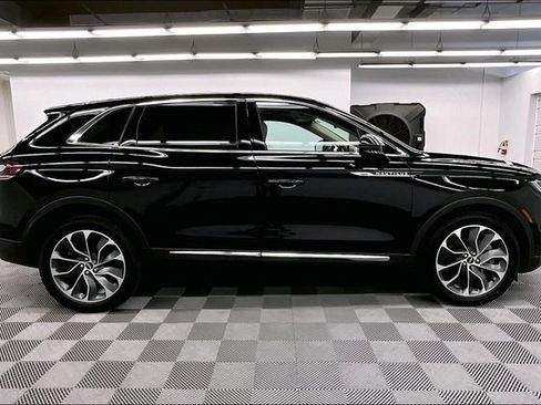Used 2022 Lincoln Nautilus Reserve AWD/4WD image 14