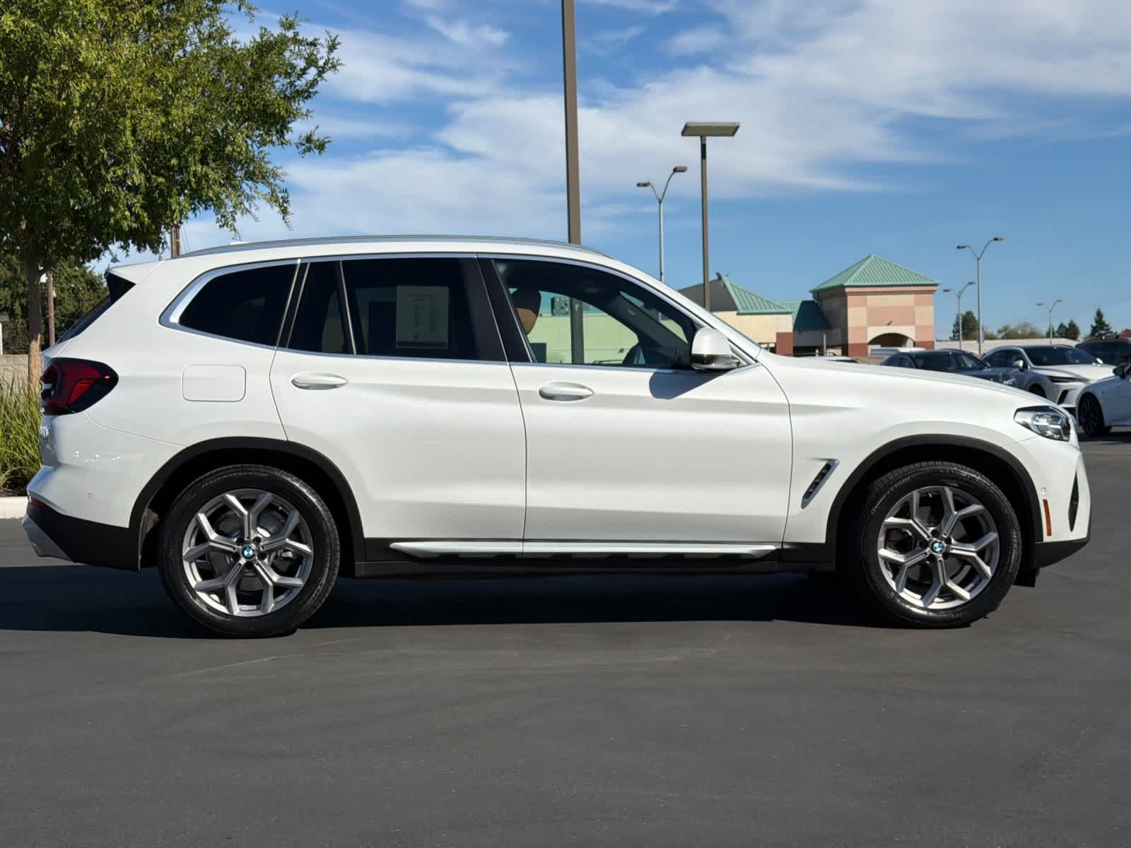Used 2023 BMW X3 xDrive30i w/ Premium Package AWD/4WD image 6