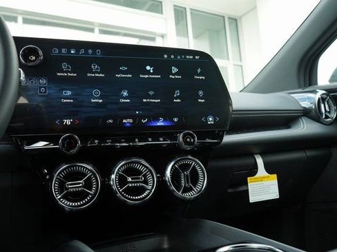 New 2026 Chevrolet Blazer EV LT image 17