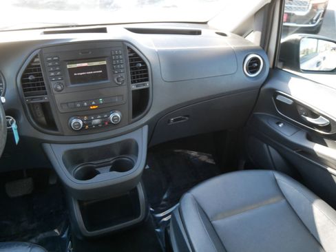 Used 2016 Mercedes-Benz Metris Passenger image 14