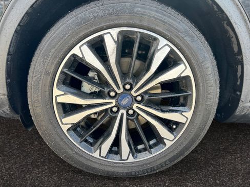 Used 2021 Ford Escape SE w/ SE Sport Appearance Package FWD image 14