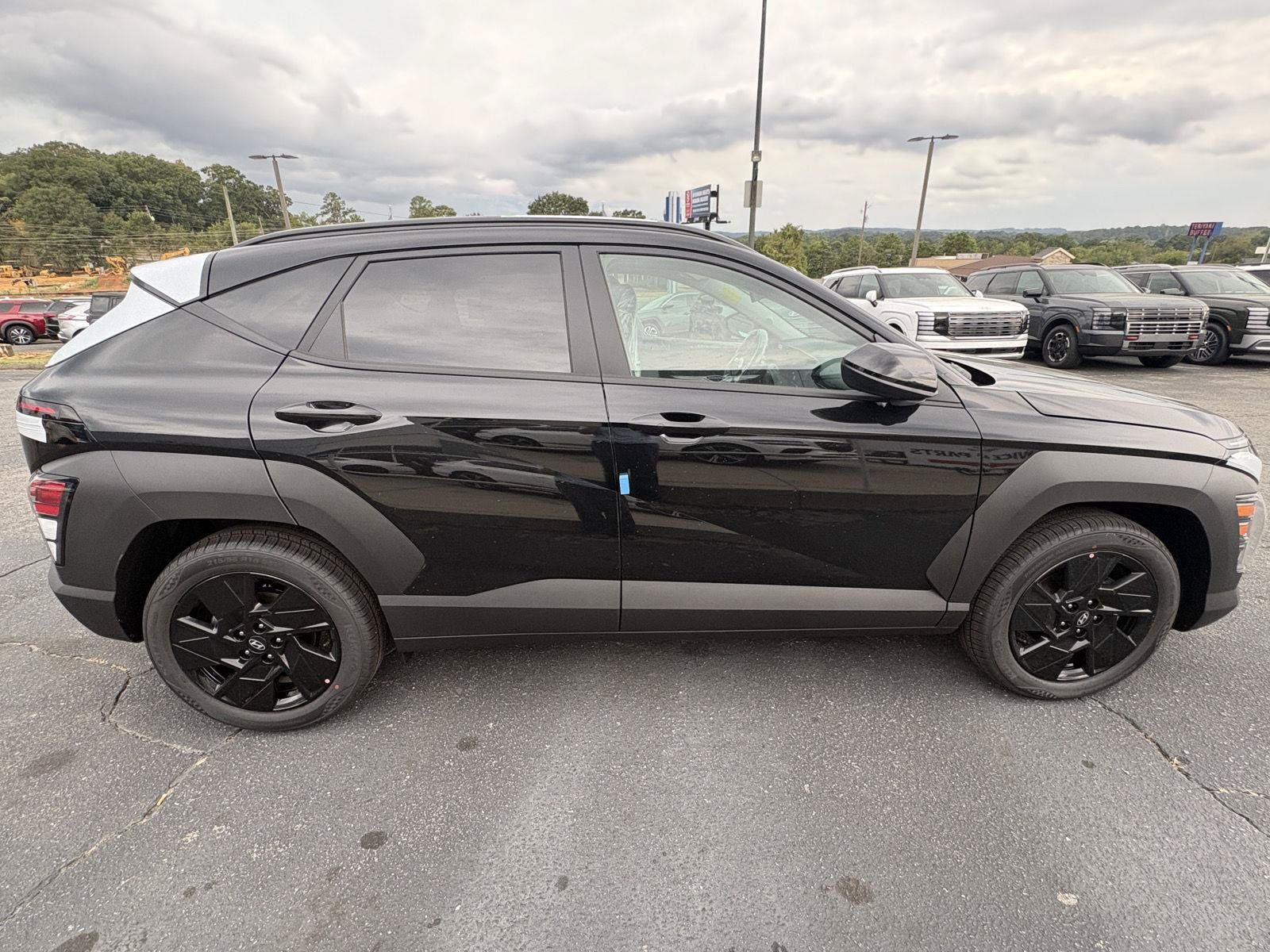 New 2027 Hyundai Kona SEL Sport FWD image 5
