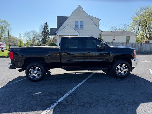 Used 2016 Chevrolet Silverado 2500 LT w/ LT Convenience Package image 4