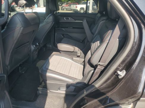Used 2025 Ford Explorer ST-Line AWD/4WD image 10