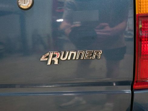 Used 1991 Toyota 4Runner SR5 AWD/4WD image 25