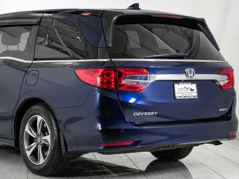 Used 2018 Honda Odyssey Touring image 61