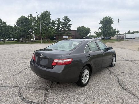 Used 2007 Toyota Camry LE FWD image 4