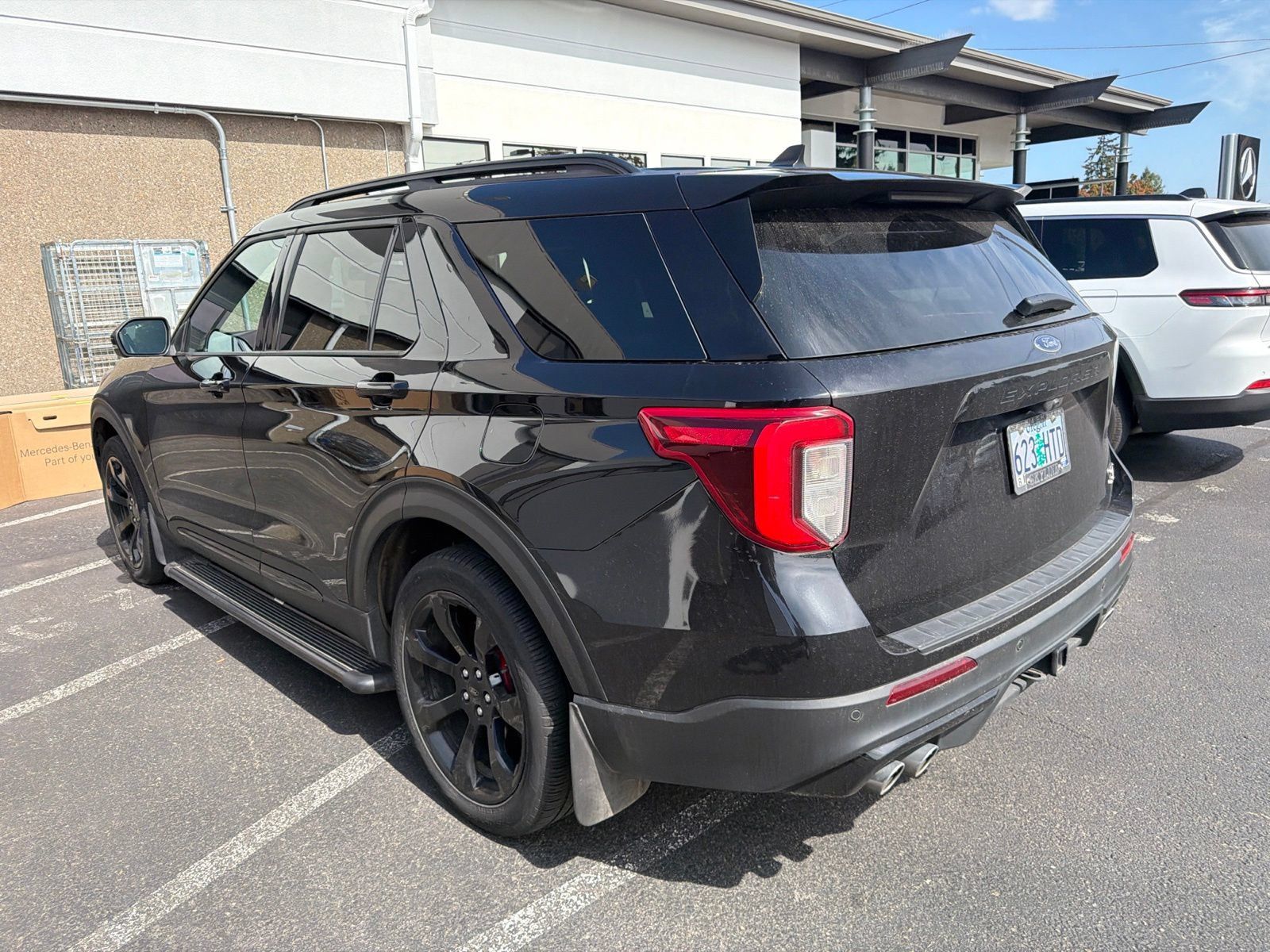 Used 2023 Ford Explorer ST w/ Equipment Group 401A AWD/4WD image 7