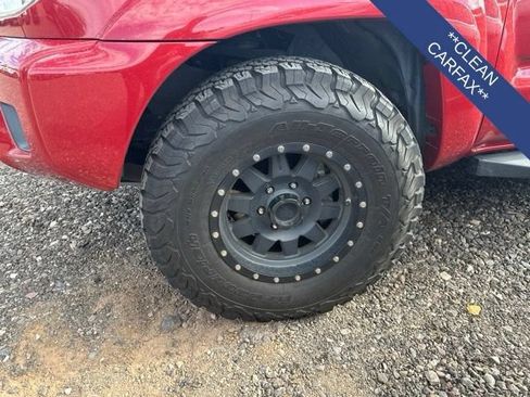 Used 2012 Toyota Tacoma 4x4 Double Cab w/ SR5 Pkg image 2