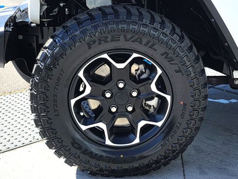 Certified 2022 Jeep Wrangler Unlimited Rubicon 4xe w/ Cold Weather Group AWD/4WD image 9