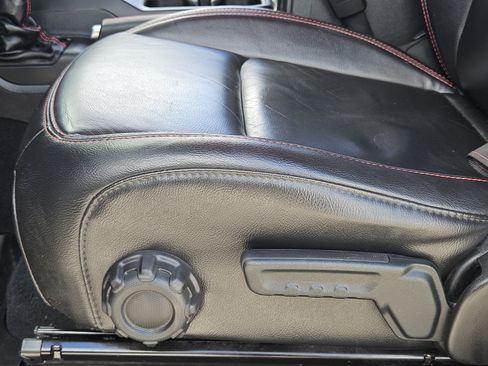 Used 2019 Jeep Wrangler Unlimited Rubicon AWD/4WD image 23