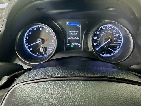 Used 2024 Toyota Camry SE FWD image 19