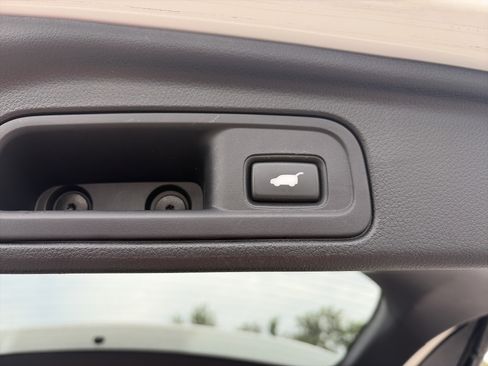 Used 2017 Honda Pilot Elite image 13