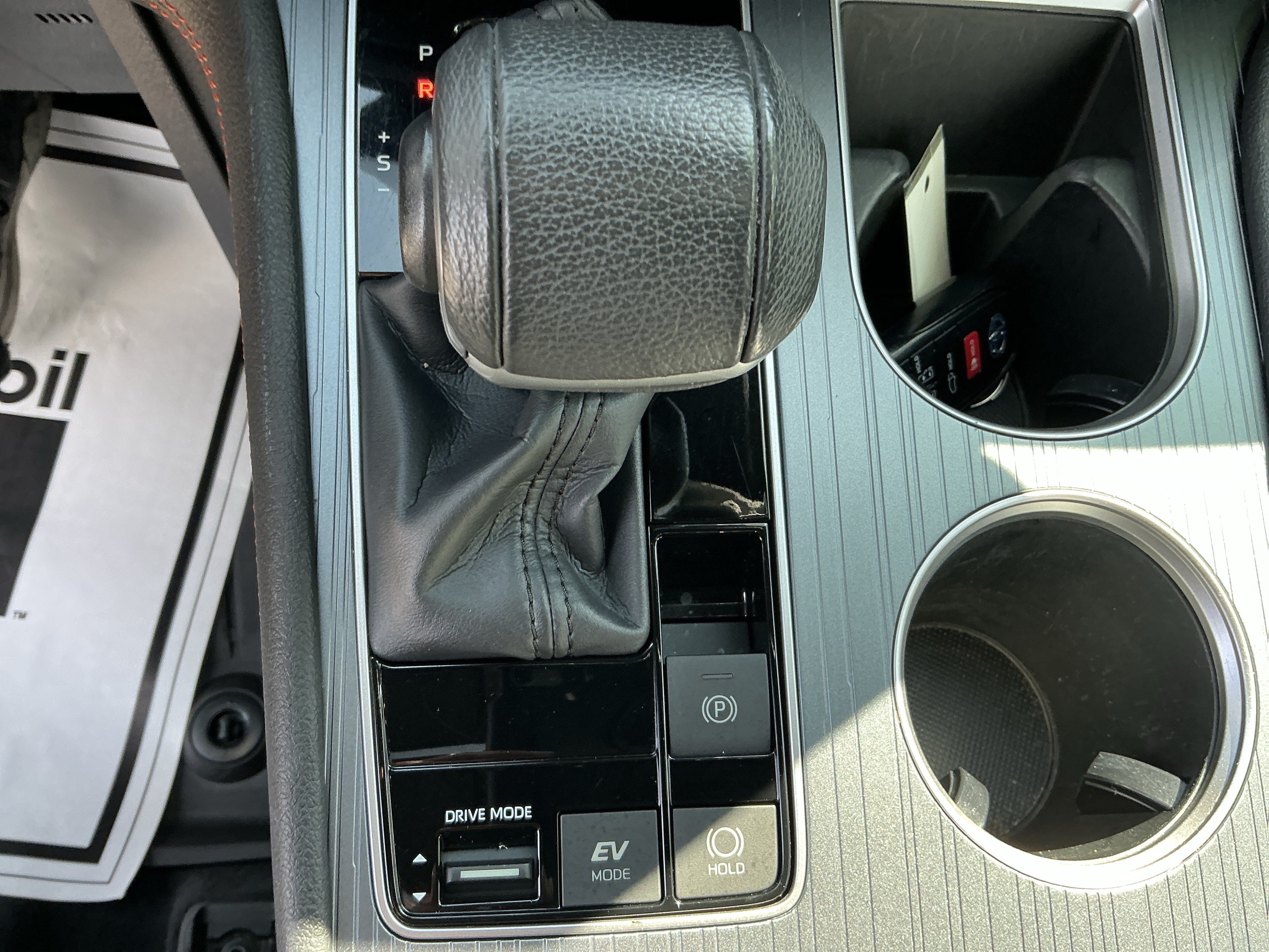 Used 2022 Toyota Sienna XSE w/ XSE Plus Package FWD image 25
