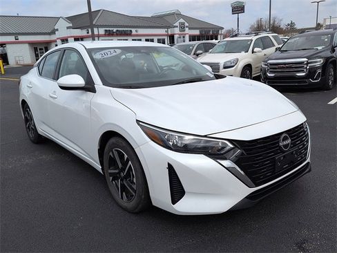 Used 2024 Nissan Sentra SV image 1