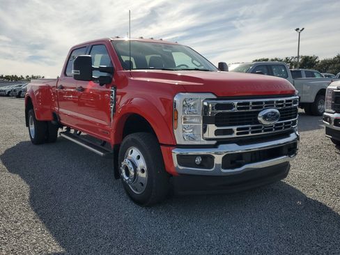 New 2026 Ford F450 XLT w/ 360-Degree Camera Package image 2