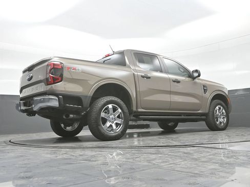 Used 2025 Ford Ranger XLT AWD/4WD image 32