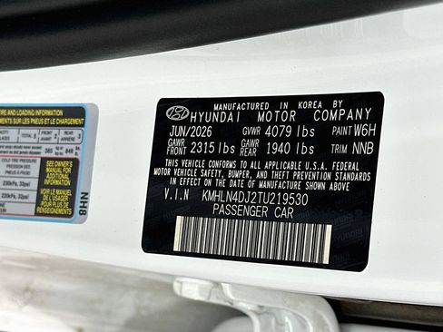 New 2026 Hyundai Elantra Limited FWD image 23
