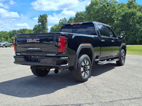 Used 2025 GMC Sierra 2500 Denali w/ Denali Reserve Package AWD/4WD image 15