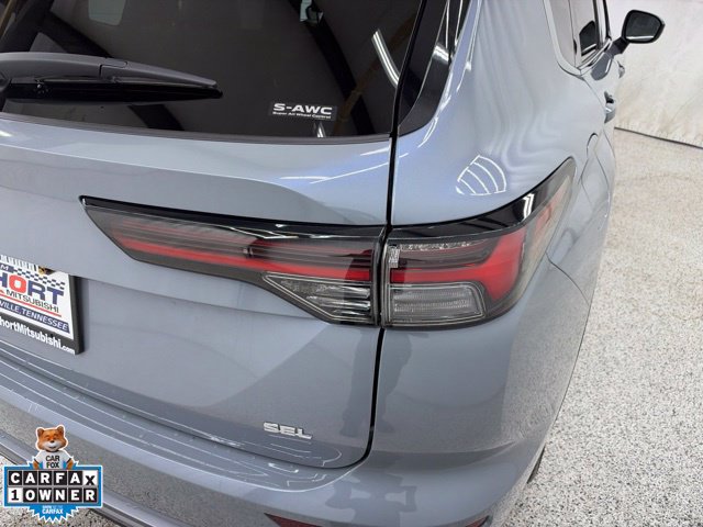Used 2025 Mitsubishi Outlander SEL AWD/4WD image 8