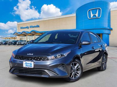 Used 2024 Kia Forte LXS w/ LXS Technology Package