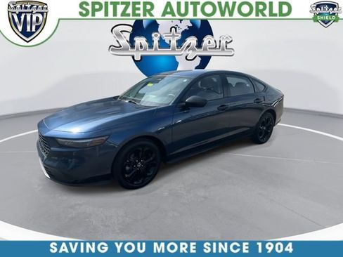 Used 2025 Honda Accord SE image 4