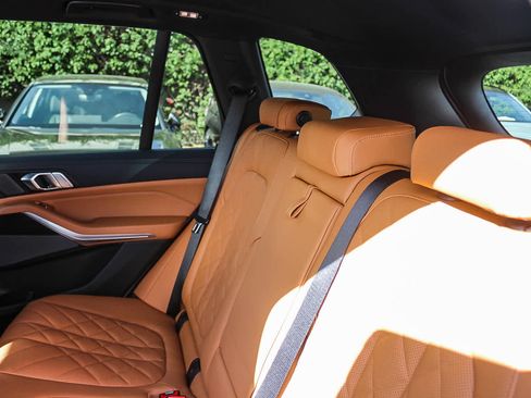 New 2026 BMW X5 sDrive40i w/ M Sport Package image 18