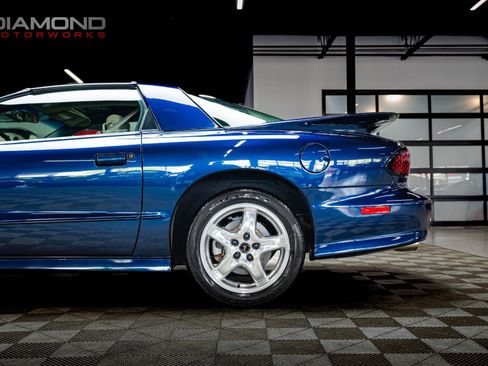 Used 2002 Pontiac Firebird Formula RWD image 12
