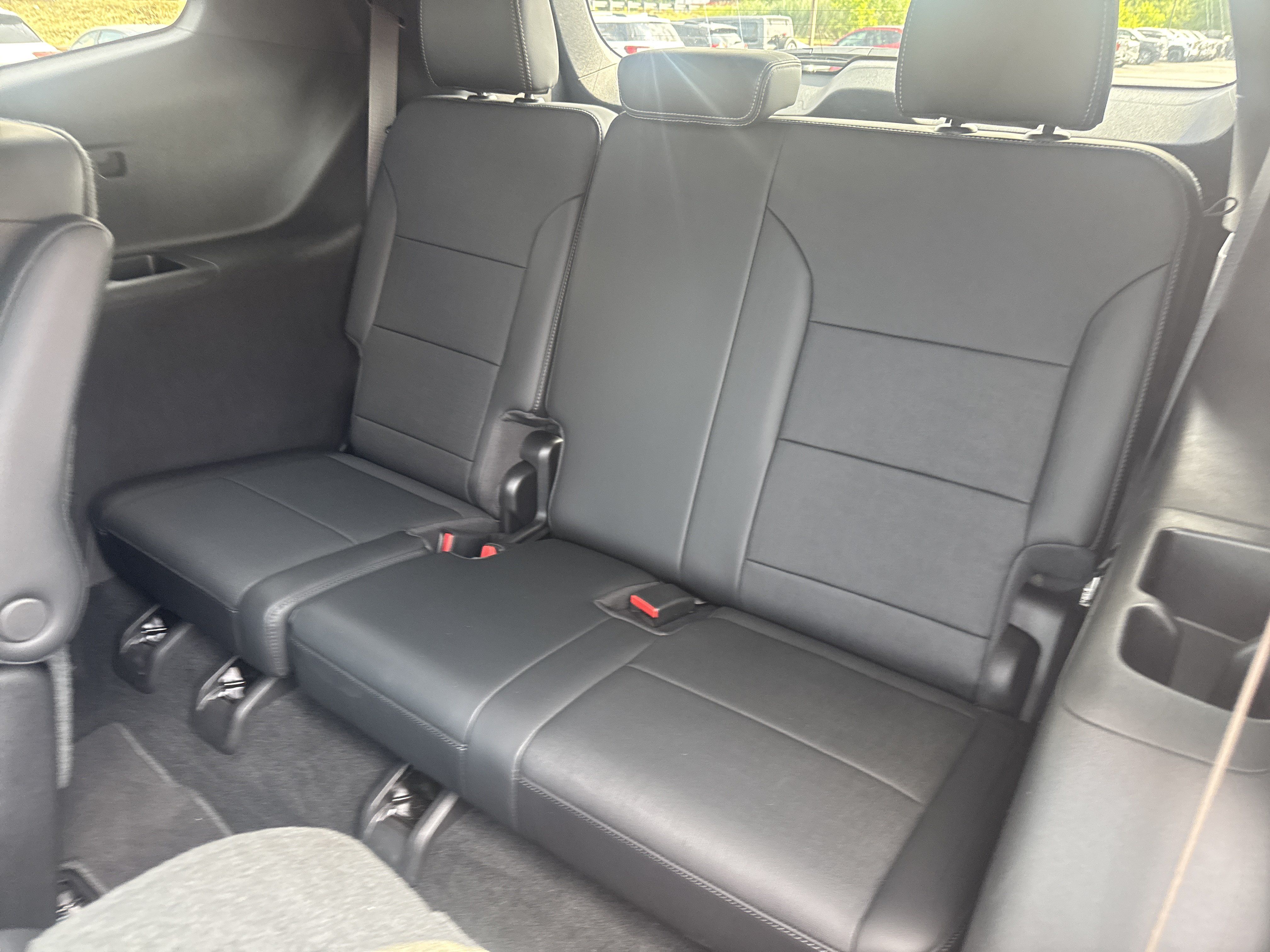 Used 2026 Buick Enclave Preferred AWD/4WD image 19