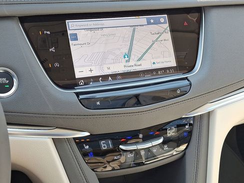 New 2026 Cadillac XT5 Premium Luxury w/ Driver Assist Package AWD/4WD image 8