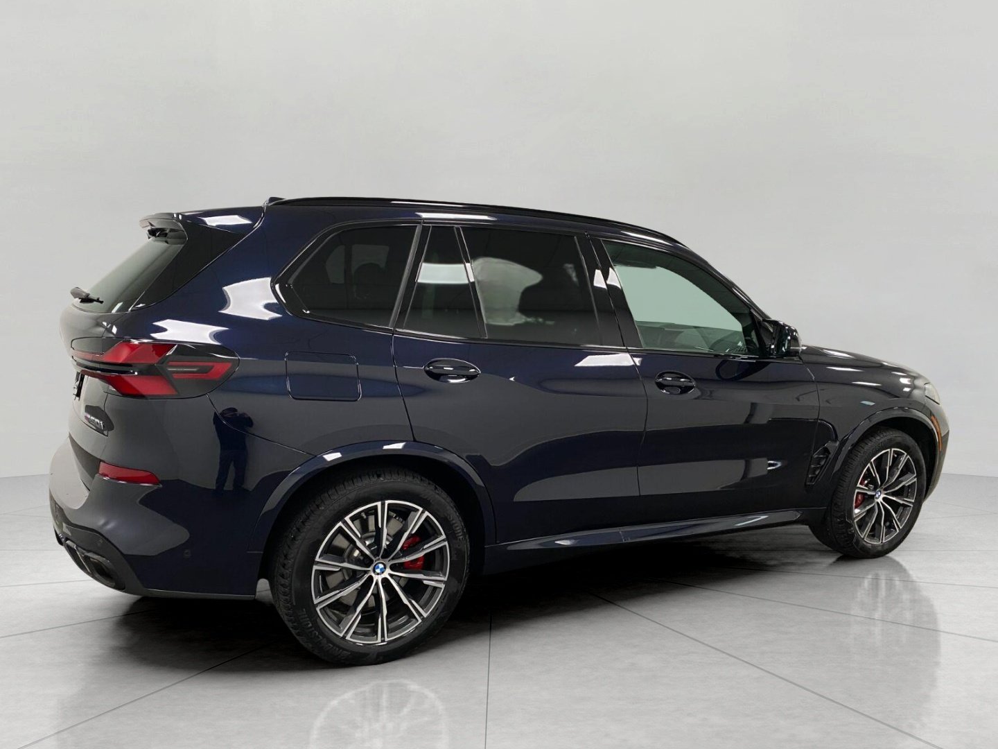 Used 2026 BMW X5 M60i w/ Executive Package AWD/4WD image 2