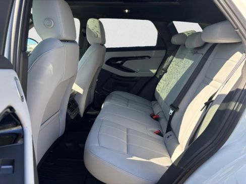 New 2026 Land Rover Range Rover Evoque S image 18