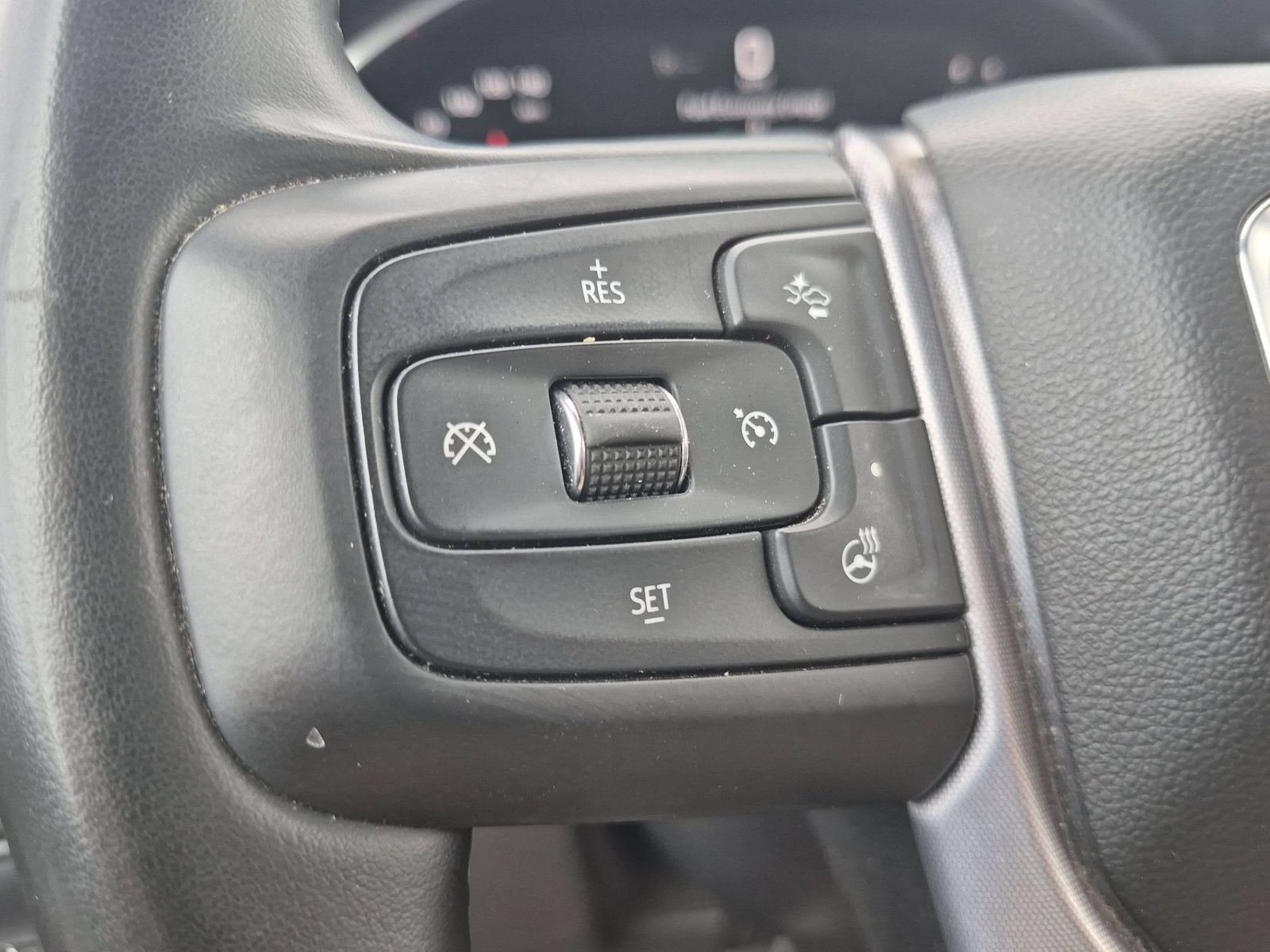 Used 2025 GMC Sierra 1500 SLT RWD image 13