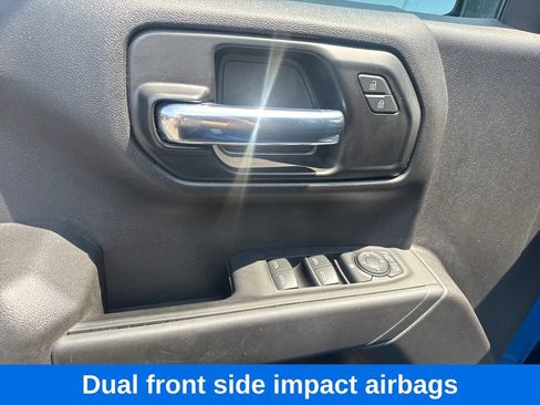 Used 2022 Chevrolet Silverado 1500 Custom w/ LPO, Dark Essentials Package AWD/4WD image 12