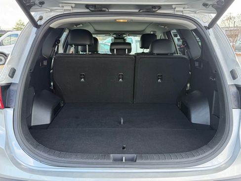 Used 2023 Hyundai Santa Fe SEL w/ Premium Package image 4