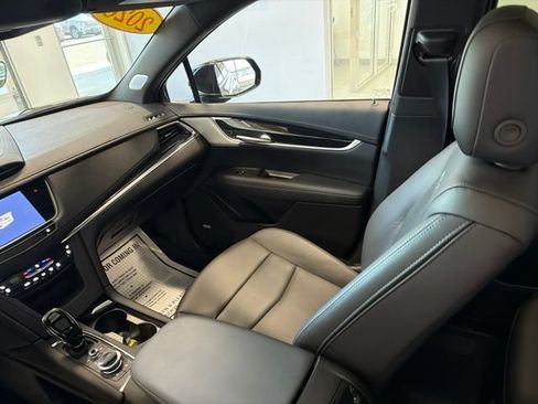 Used 2026 Cadillac XT5 Premium Luxury w/ Driver Assist Package AWD/4WD image 35