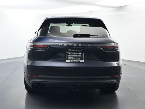 Certified 2023 Porsche Cayenne S Platinum AWD/4WD image 13