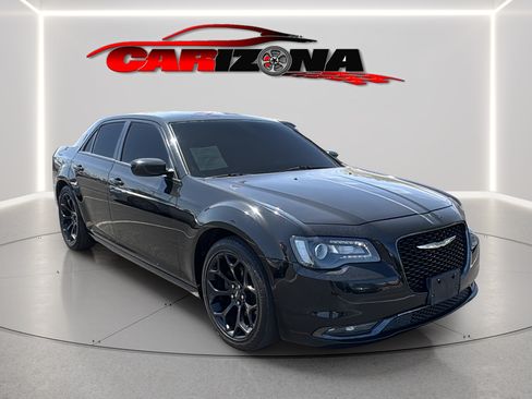 Used 2019 Chrysler 300 S RWD image 1