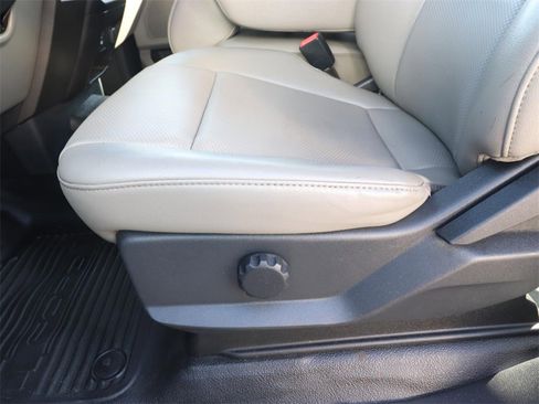 Certified 2022 Ford F450 XL w/ Power Equipment Group image 13